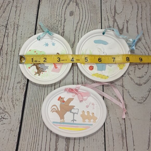 Mouse Rabbit Chicken Chalk Ware Wall Plaque Set Of 3 Ornament Round Oval Hanging - Picture 10 of 13